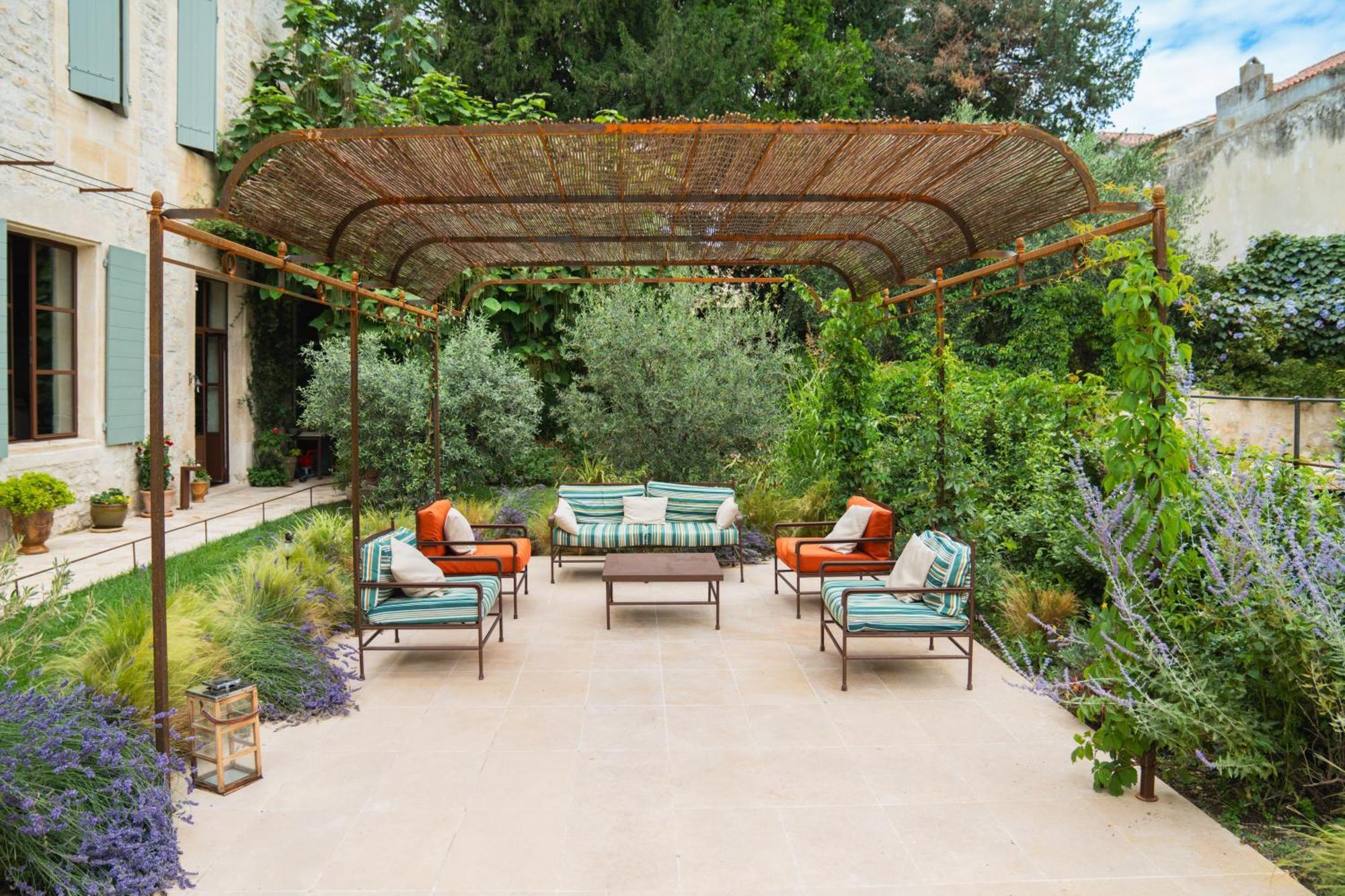 לינה וארוחת בוקר טרסקון Le Jardin Des Cordeliers מראה חיצוני תמונה