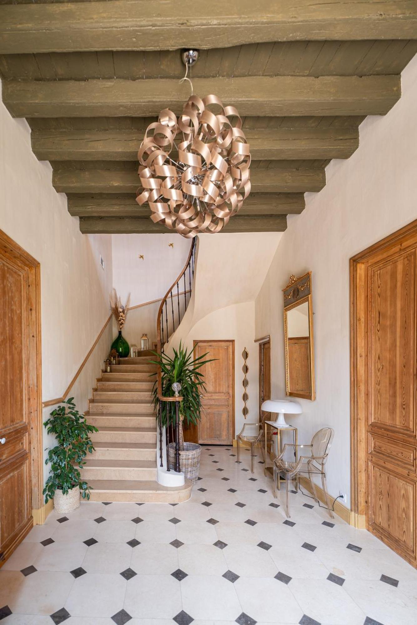 לינה וארוחת בוקר טרסקון Le Jardin Des Cordeliers מראה חיצוני תמונה